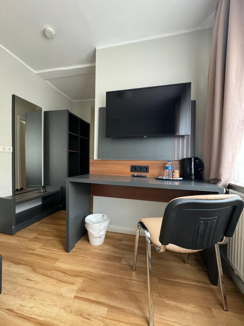 M&A Cityhotel Хильдесхайм Экстерьер фото